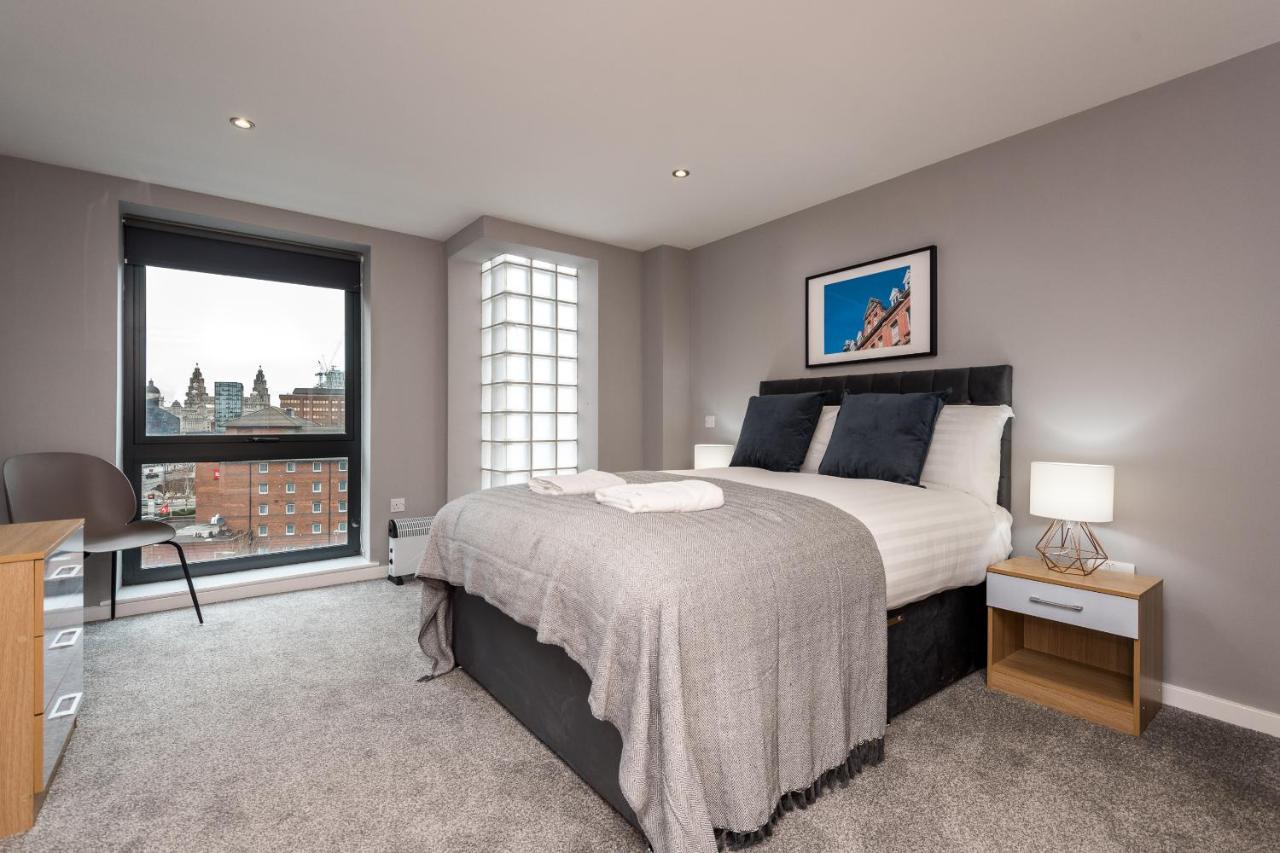 Host Apartments - Contemporary 3 Bed Apt With Balcony - Perfect For Long Stays Liverpool Buitenkant foto