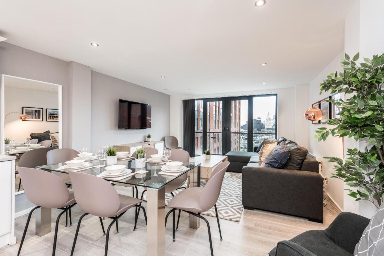 Host Apartments - Contemporary 3 Bed Apt With Balcony - Perfect For Long Stays Liverpool Buitenkant foto